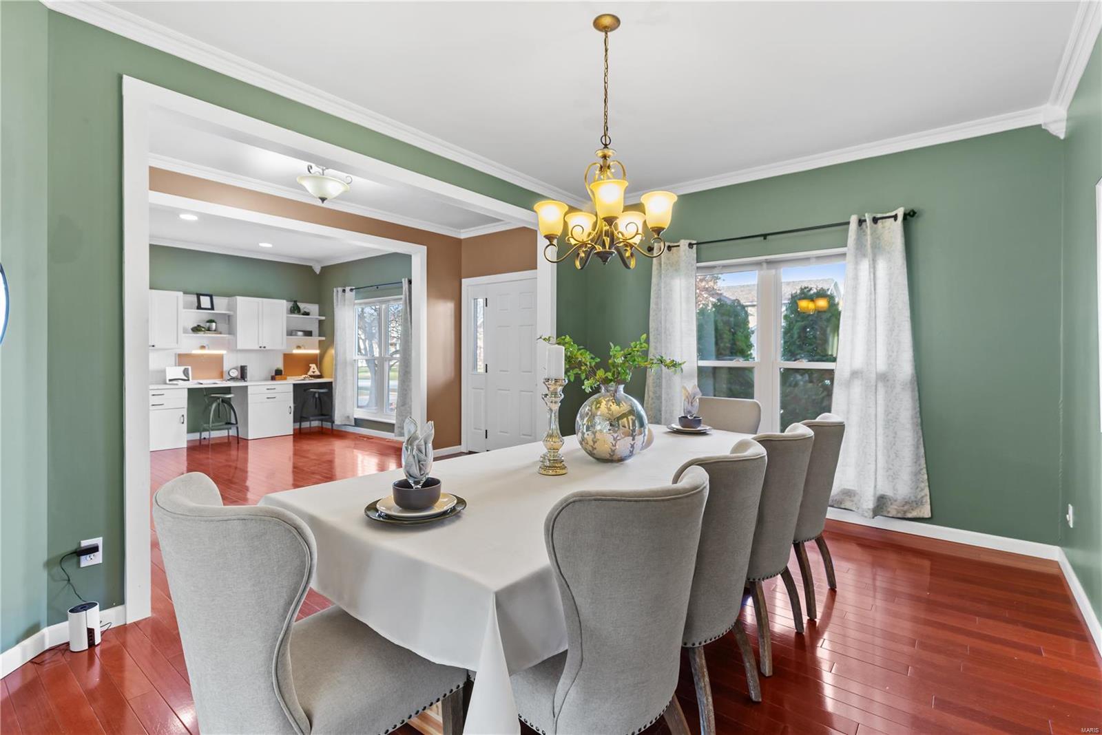 St Peters, Missouri 63376, United States, 4 Bedrooms Bedrooms, ,3 BathroomsBathrooms,Residential,Pending,28440