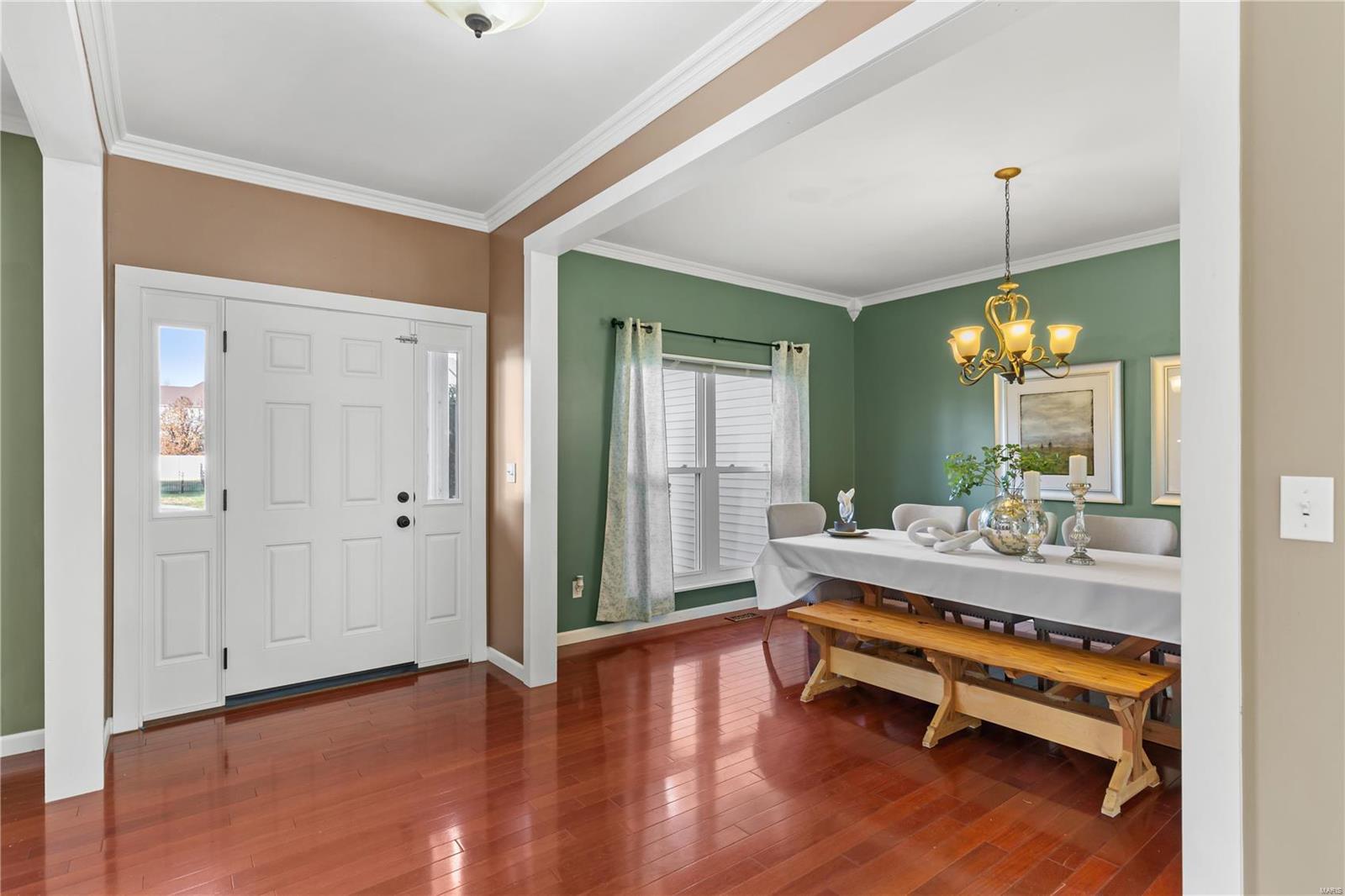 St Peters, Missouri 63376, United States, 4 Bedrooms Bedrooms, ,3 BathroomsBathrooms,Residential,Pending,28440