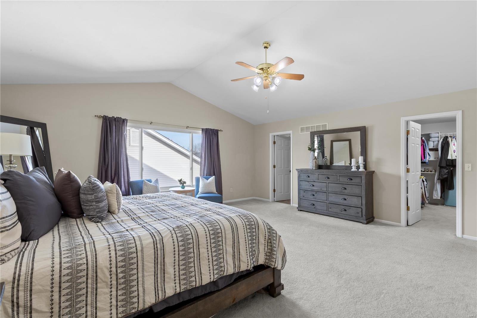 St Peters, Missouri 63376, United States, 4 Bedrooms Bedrooms, ,3 BathroomsBathrooms,Residential,Pending,28440