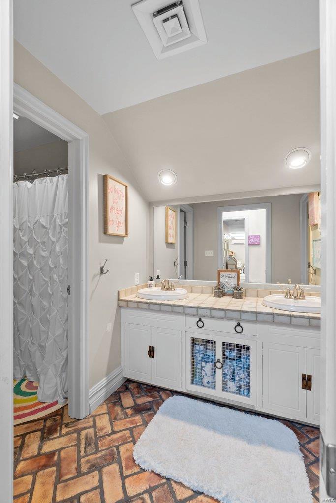 Ridgeview - Residential