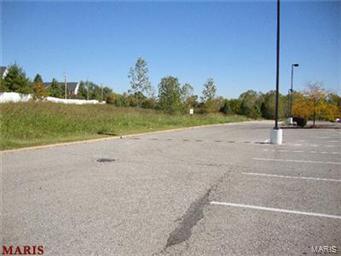 BUTLER HILL ( SCHNUCKS ) CENTER - Land