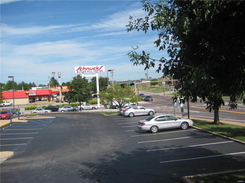 BUTLER HILL ( SCHNUCKS ) CENTER - Land