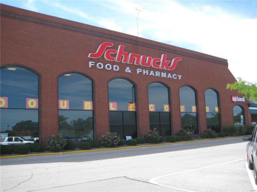 BUTLER HILL ( SCHNUCKS ) CENTER - Land