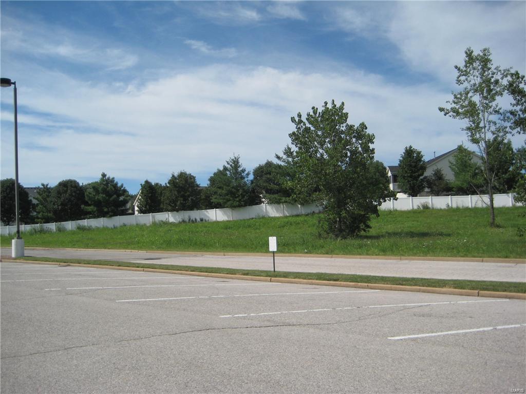 BUTLER HILL ( SCHNUCKS ) CENTER - Land