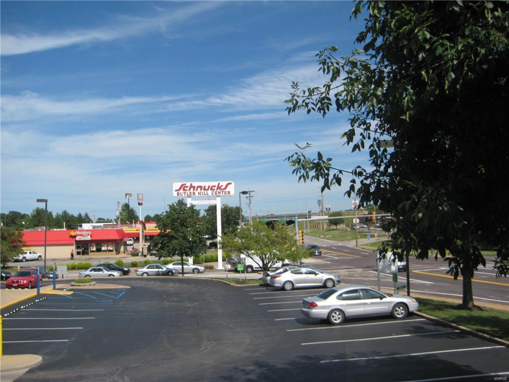 BUTLER HILL ( SCHNUCKS ) CENTER - Land