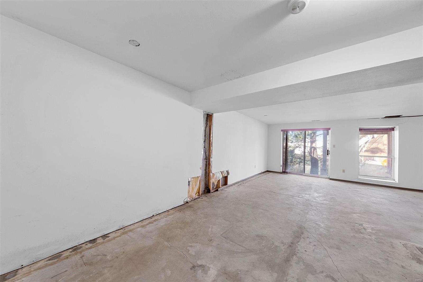 St Louis, Missouri 63123, United States, 3 Bedrooms Bedrooms, ,3 BathroomsBathrooms,Residential,Active,77922