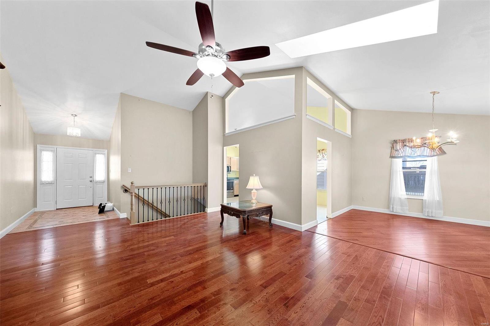 St Louis, Missouri 63123, United States, 3 Bedrooms Bedrooms, ,3 BathroomsBathrooms,Residential,Active,77922