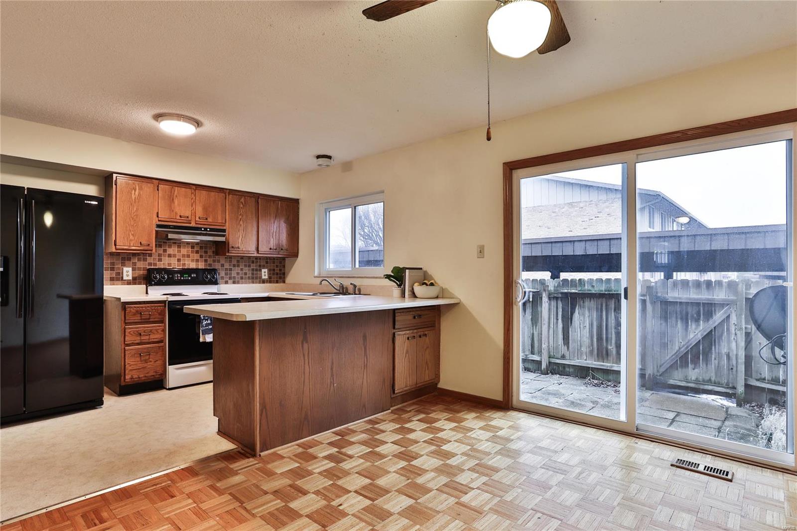 Leisure Village Condo - Residential