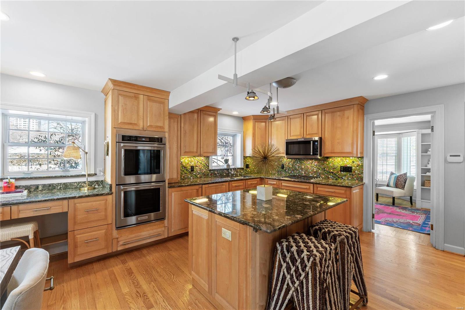 Davis Place - Residential