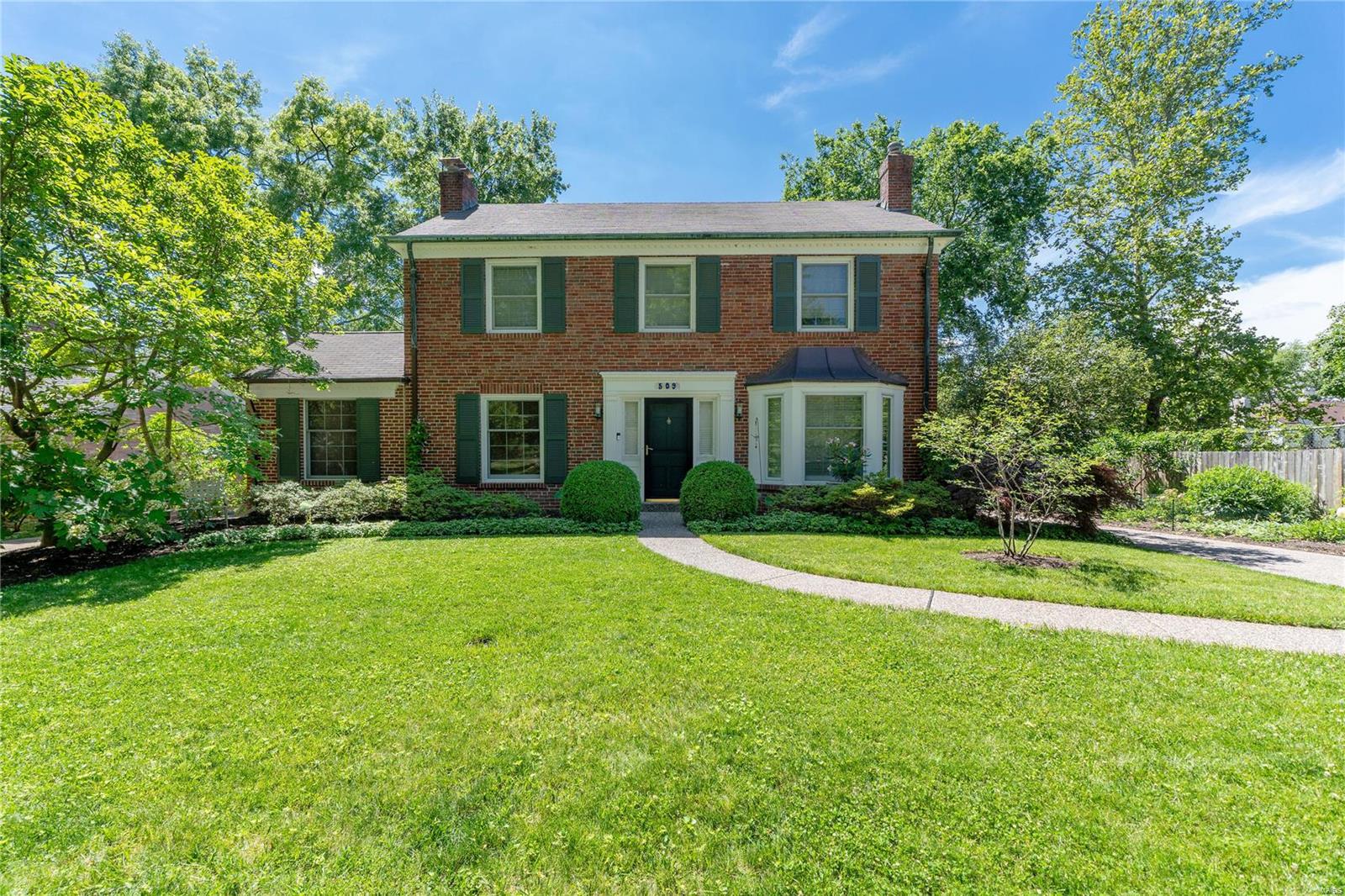 Davis Place - Residential