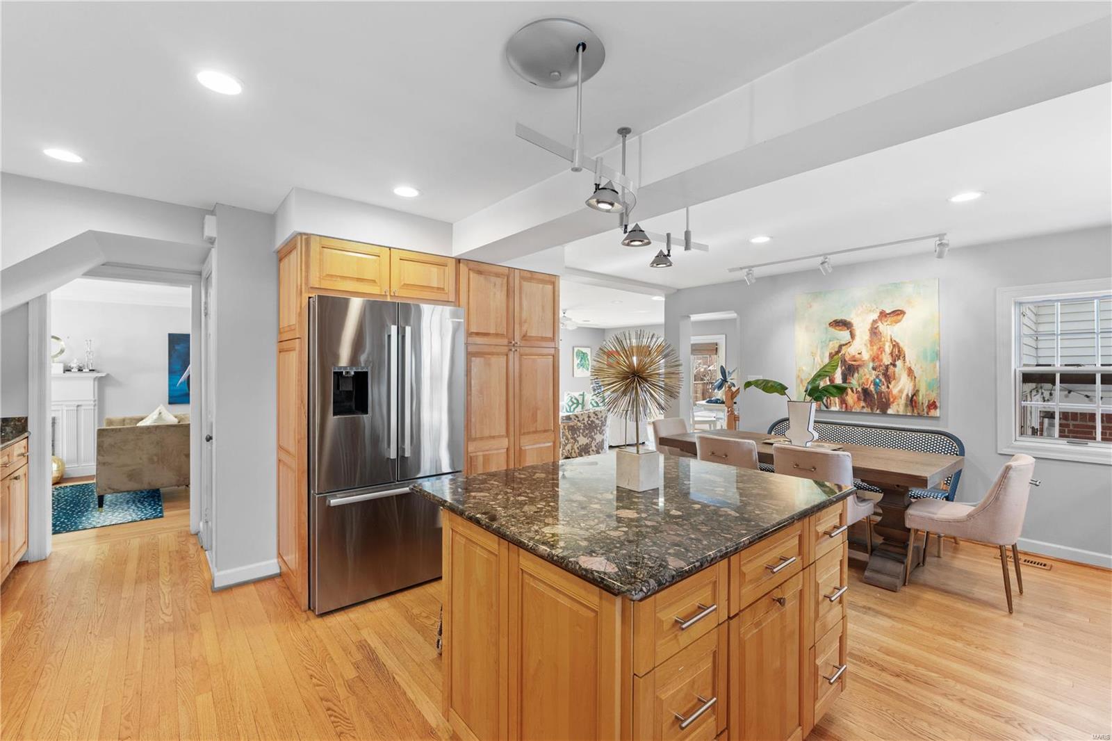 Davis Place - Residential