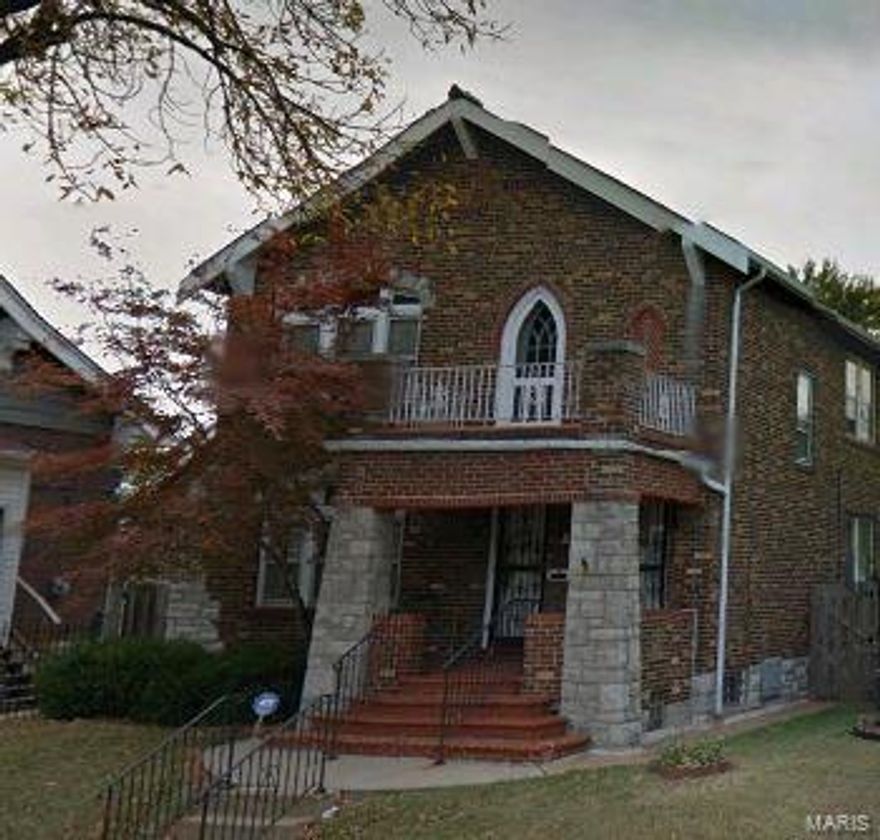 Check out this great duplex in North St. Louis.  Occupied by the same owner for over 50 years! Features include eat in kitchen, 2 bedrooms per unit, partially finished basement, family room and much more!  Home also features a 3 car detached garage.  Live in one unit and rent out the other.  Your buyer won't be disappointed.