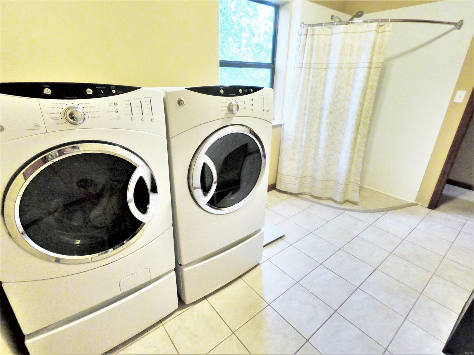 Autumn View Estates - Residential