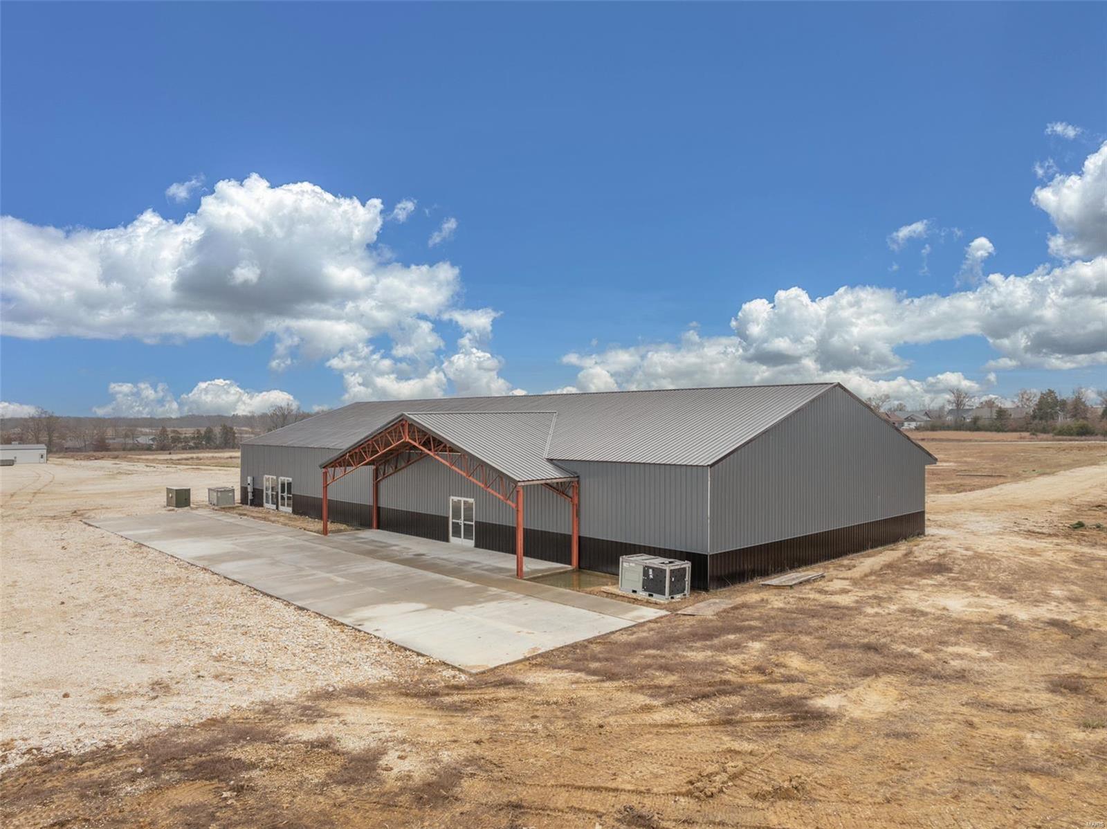 n/a - Commercial Sale