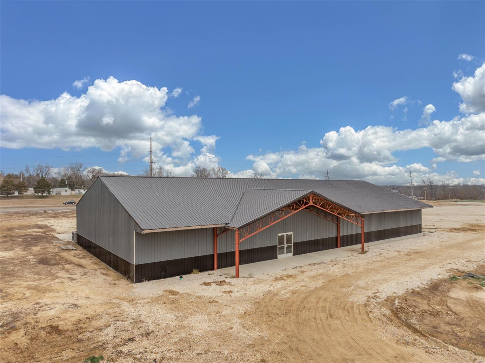 n/a - Commercial Sale