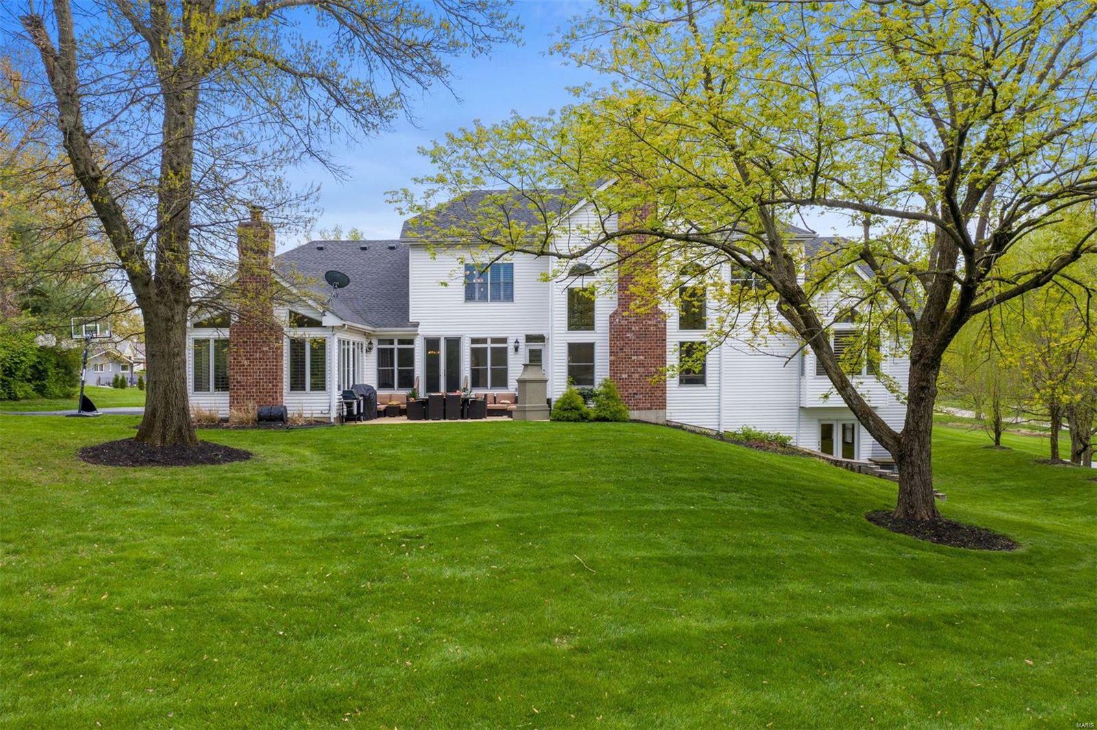 Ladue Meadows 2 - Residential