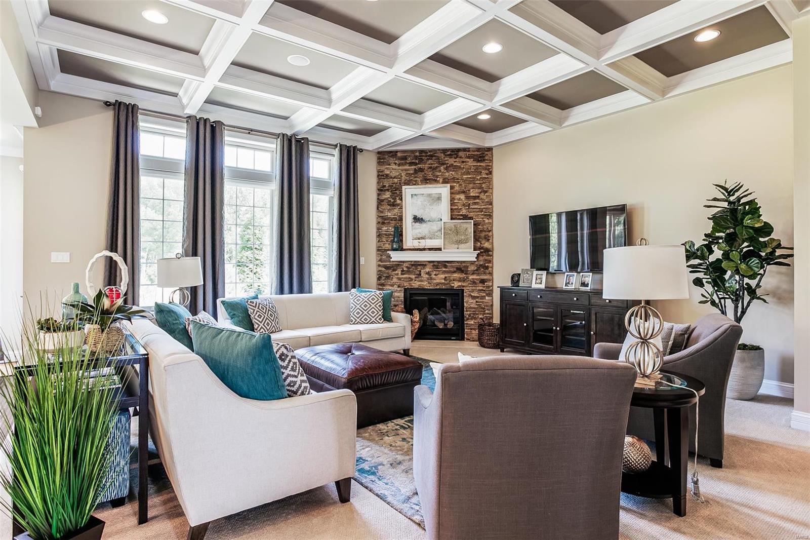 Woods of Ladue - Residential