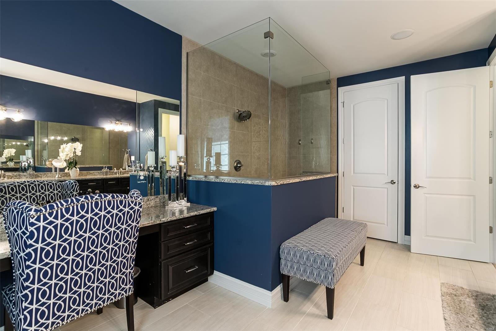 Woods of Ladue - Residential