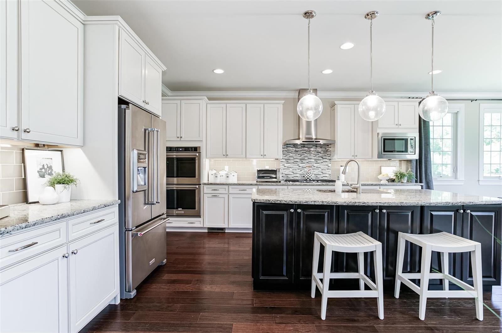 Woods of Ladue - Residential