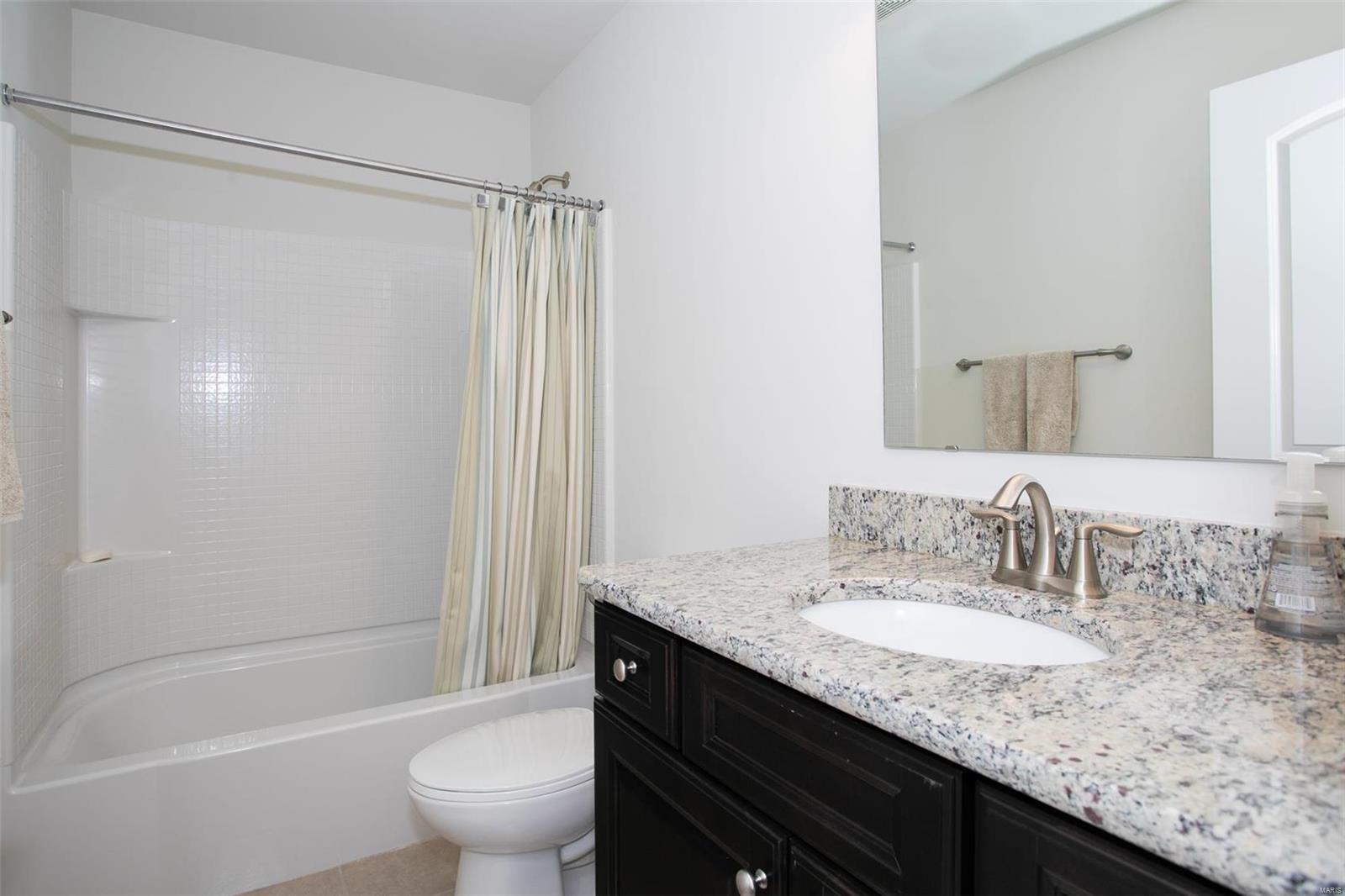 Woods of Ladue - Residential