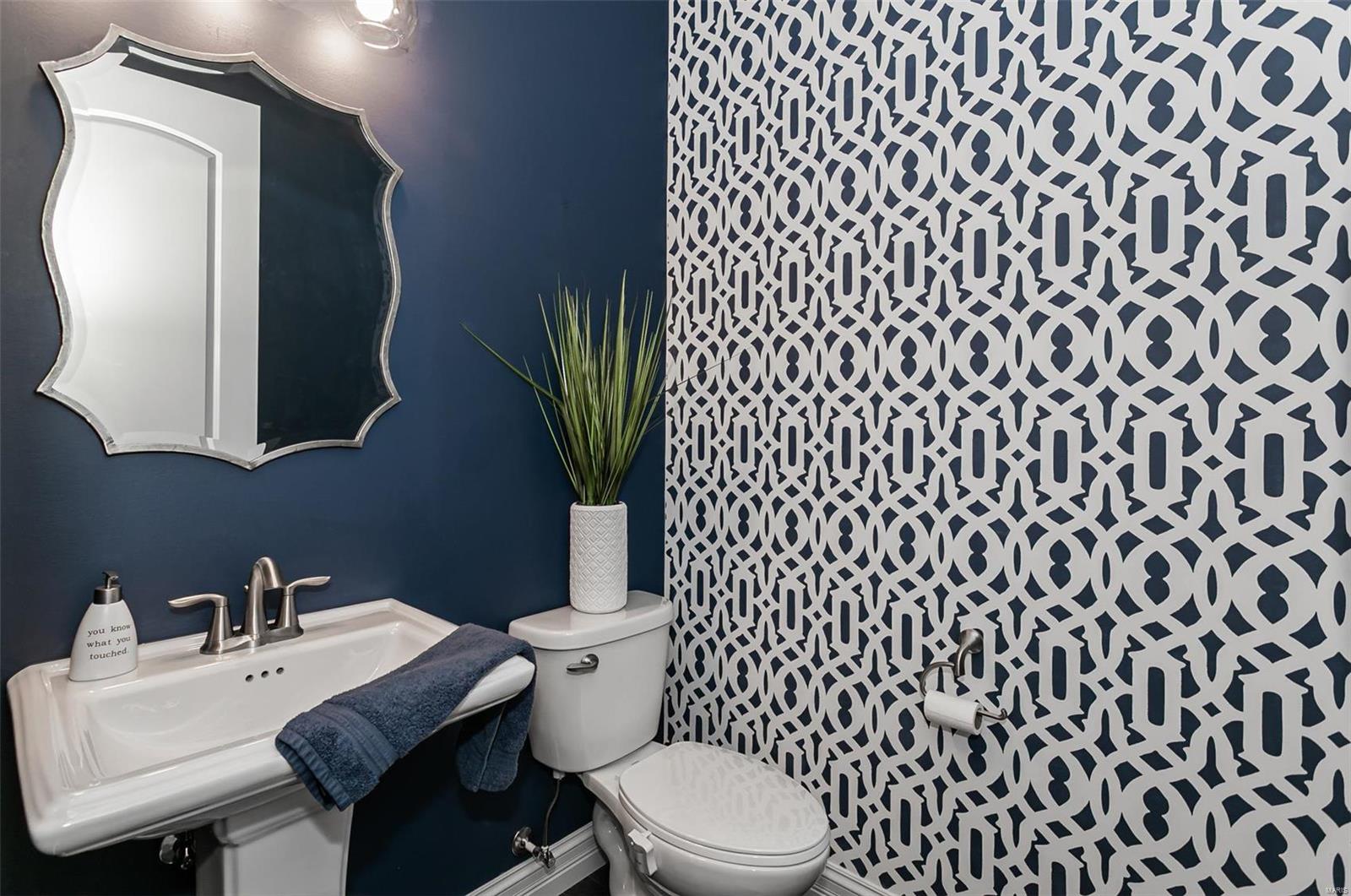 Woods of Ladue - Residential