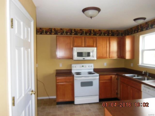 Estates At Behlmann Farms One The - Residential