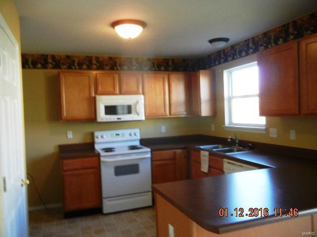 Estates At Behlmann Farms One The - Residential