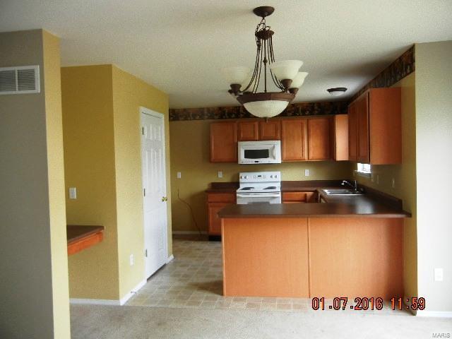 Estates At Behlmann Farms One The - Residential