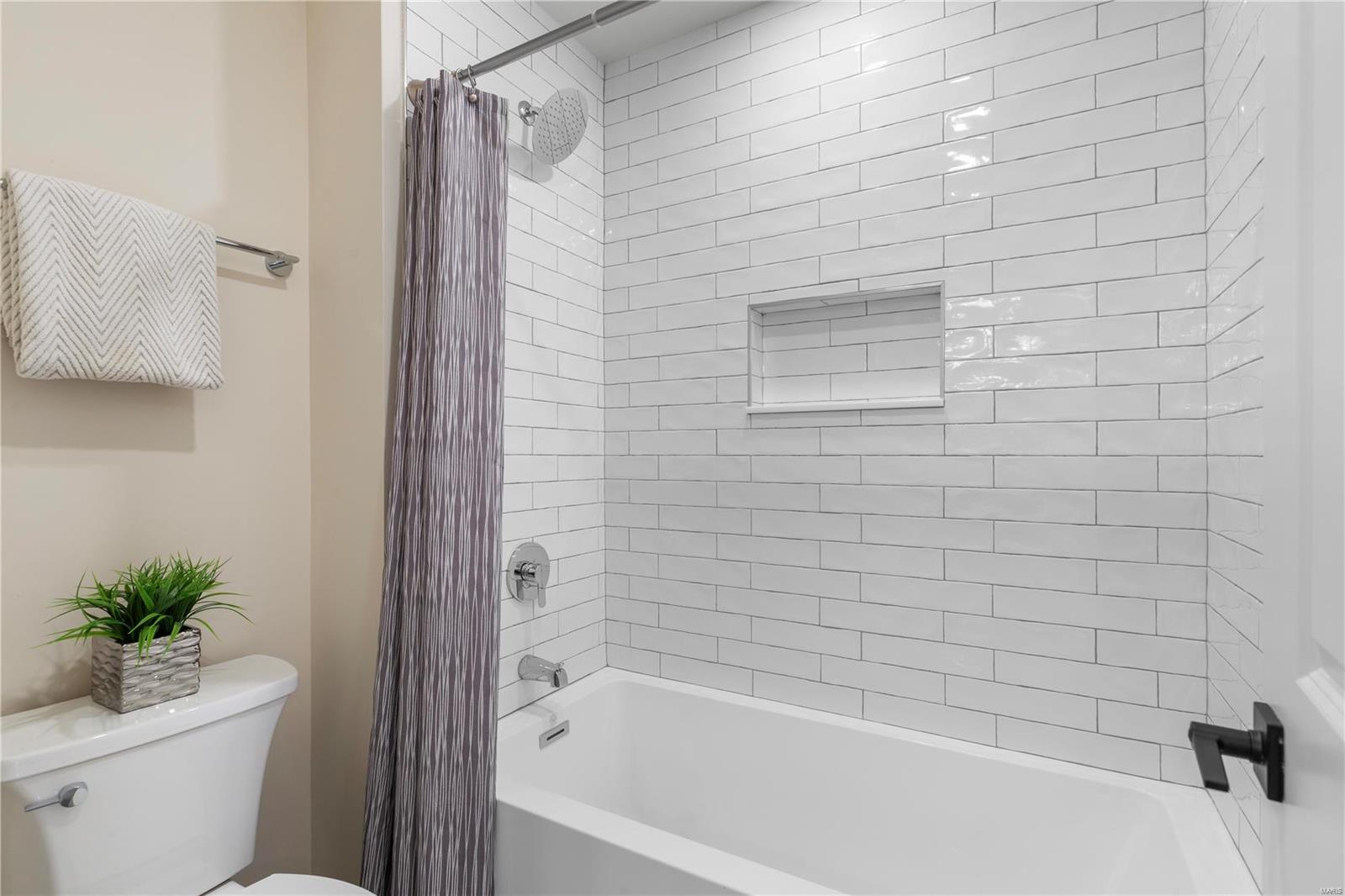 high School Place - Residential