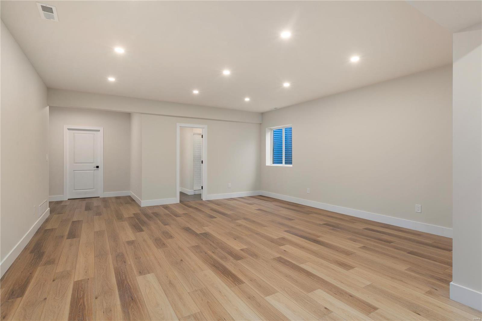 high School Place - Residential