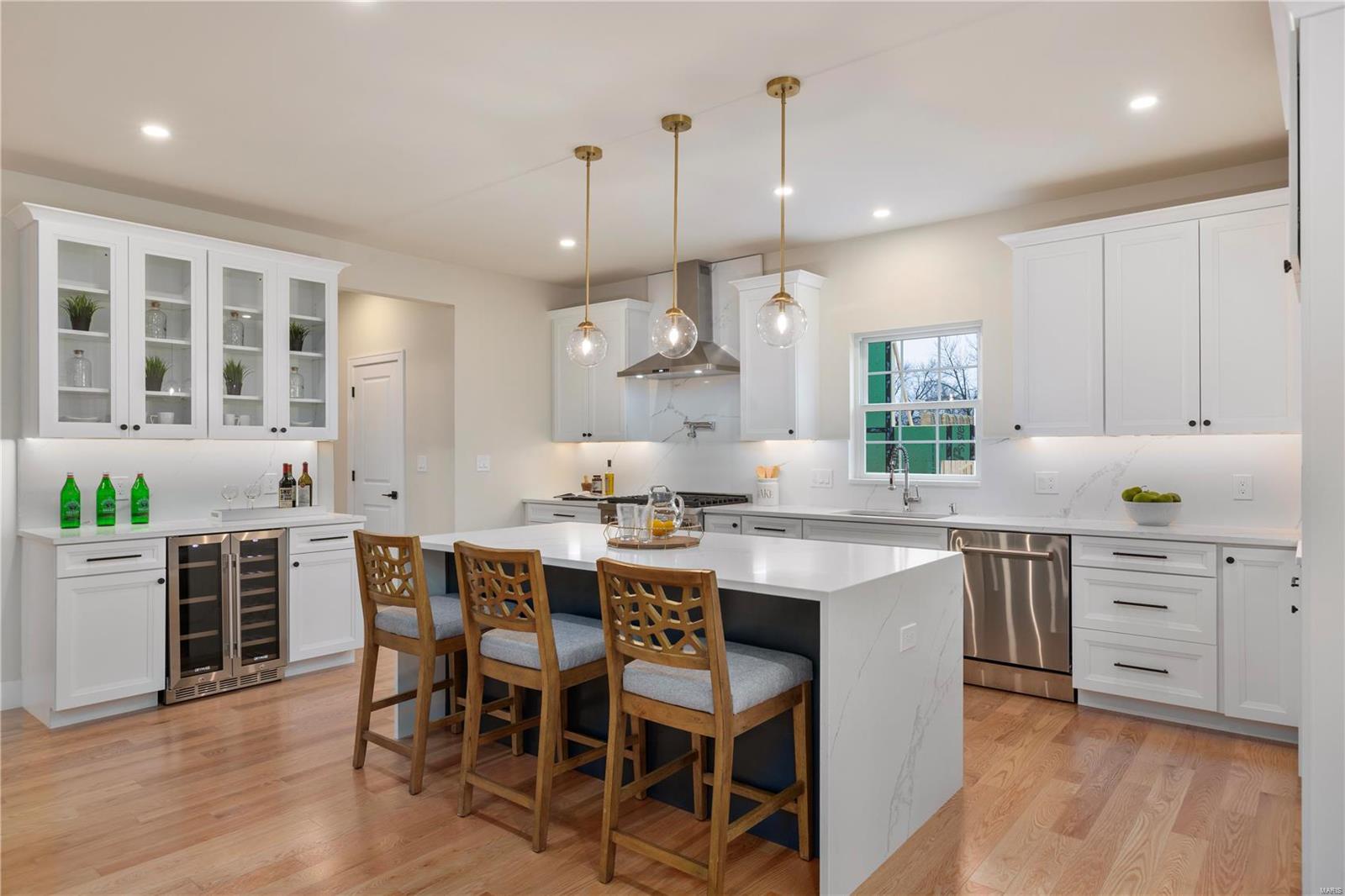 high School Place - Residential