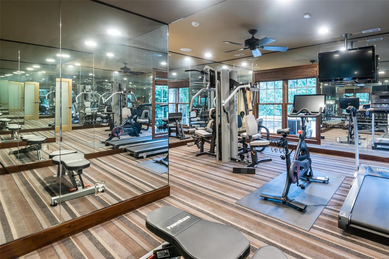 Estates at Wildhorse Canyon - Residential