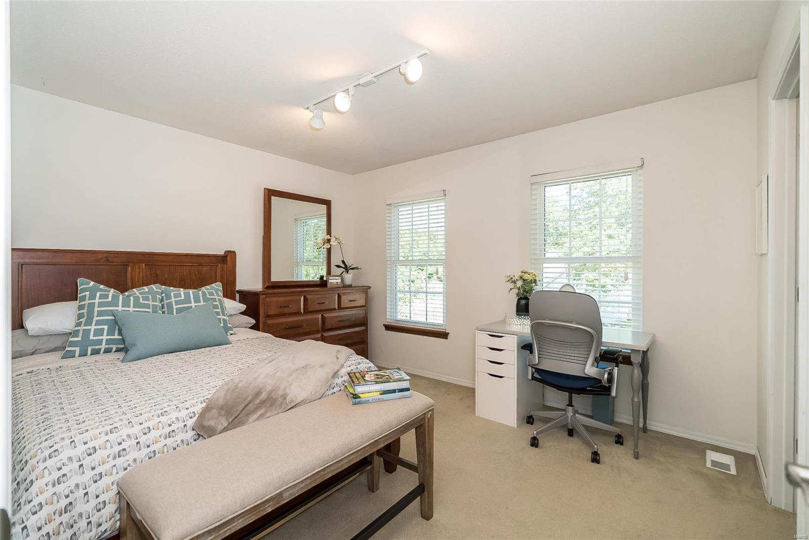 Oak Glen - Residential