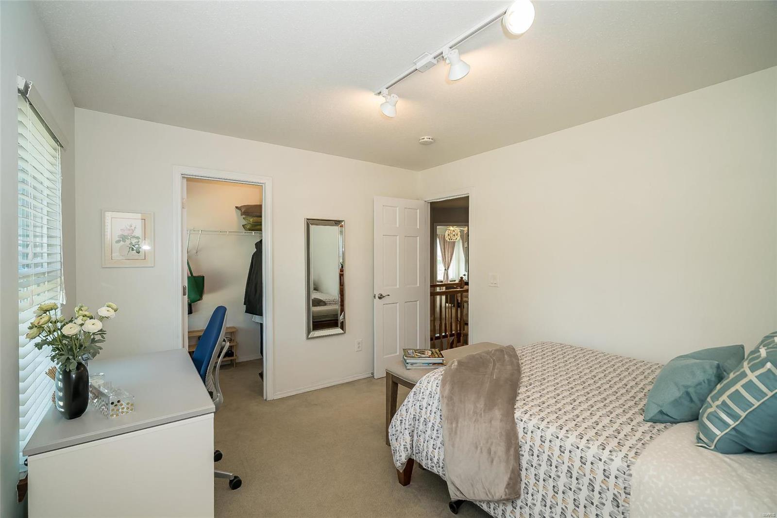 Oak Glen - Residential