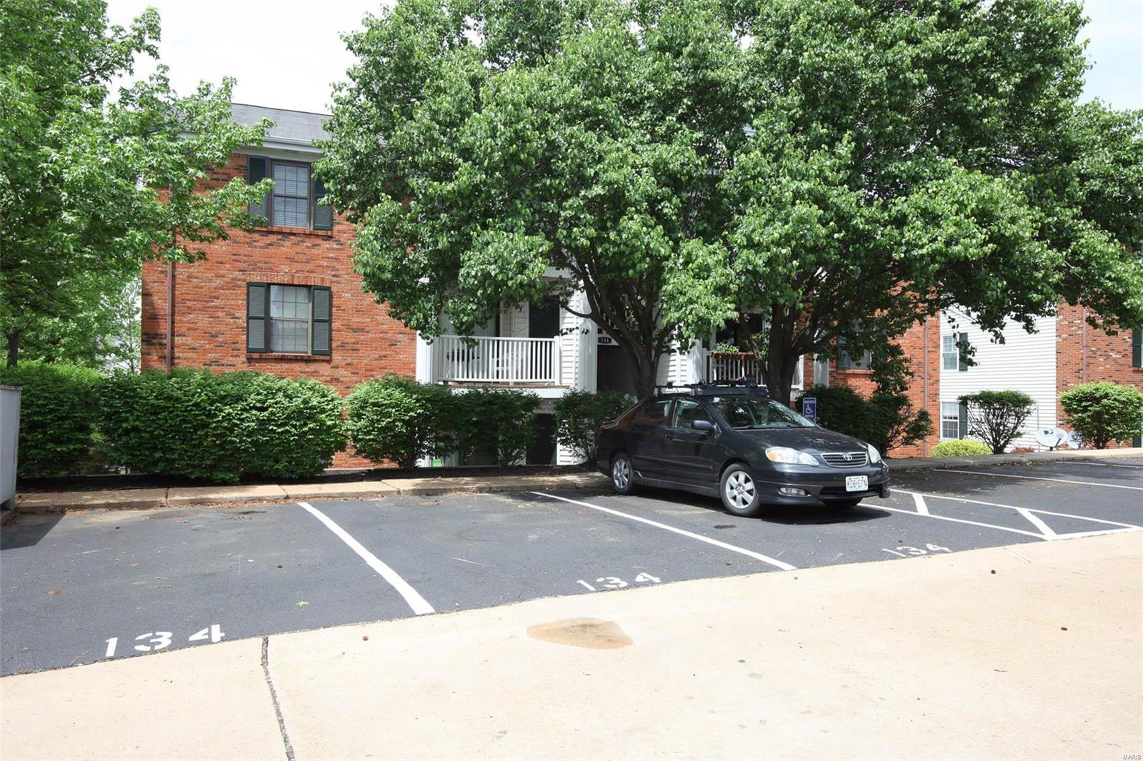 Victoria Crossing Condo Ph Two - Residential