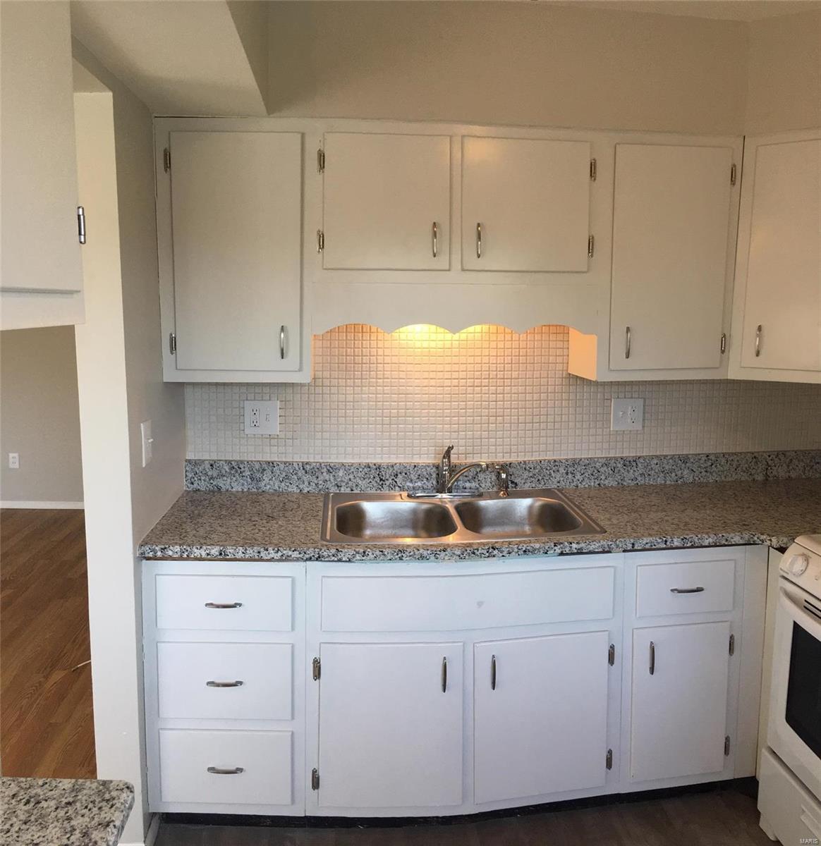 Hazelcrest III Condo - Residential