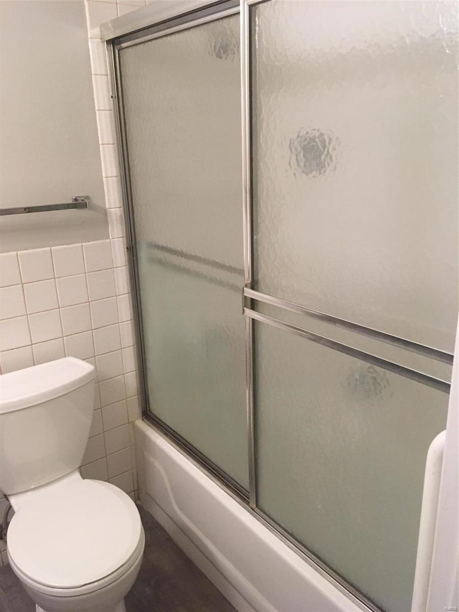 Hazelcrest III Condo - Residential