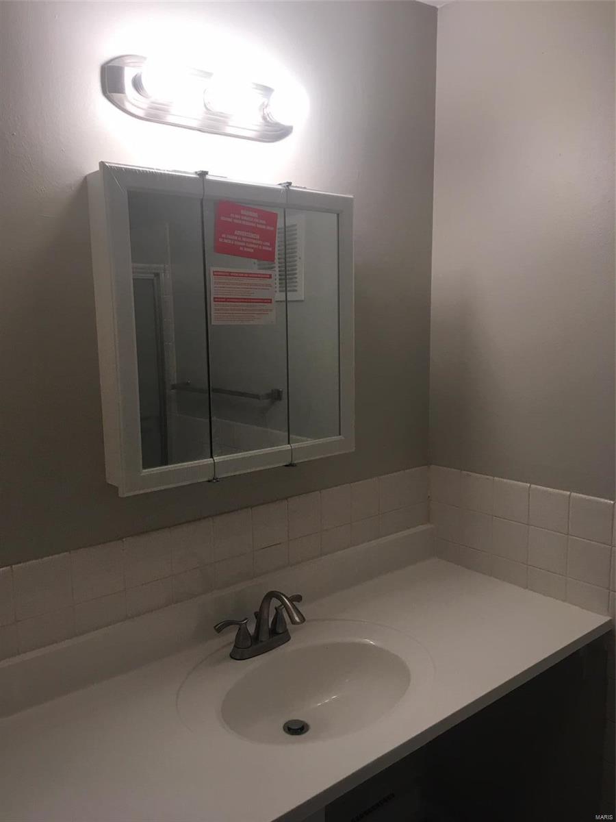 Hazelcrest III Condo - Residential