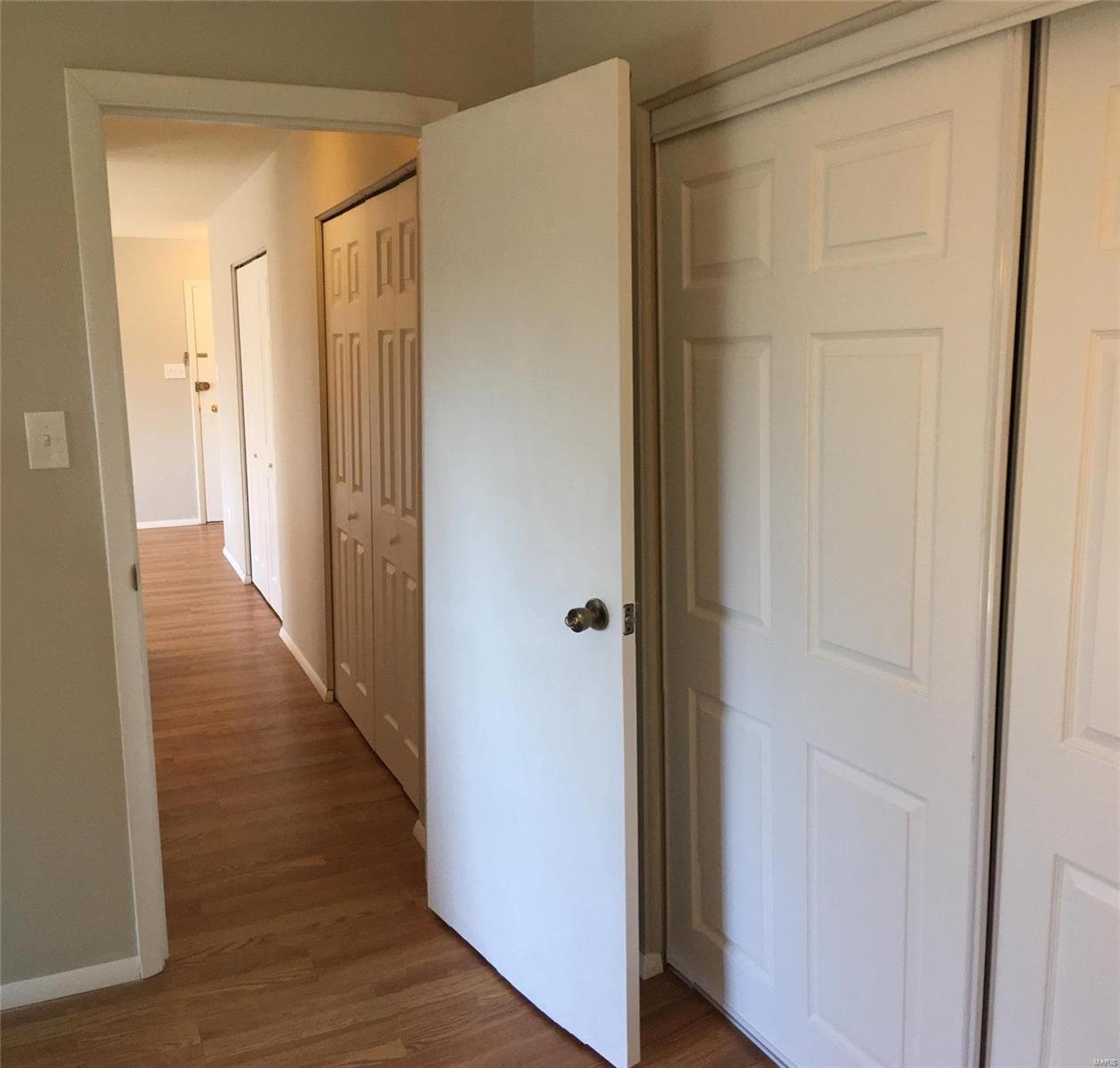 Hazelcrest III Condo - Residential