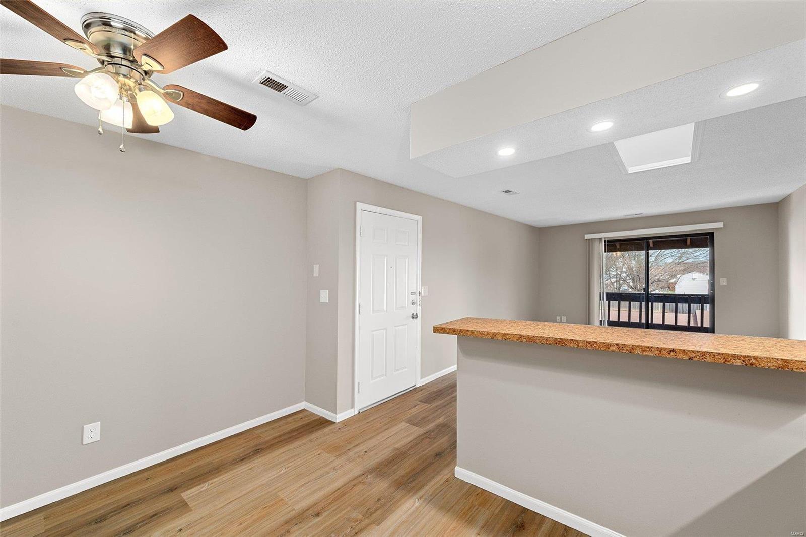 Summergate Garden Condos - Residential