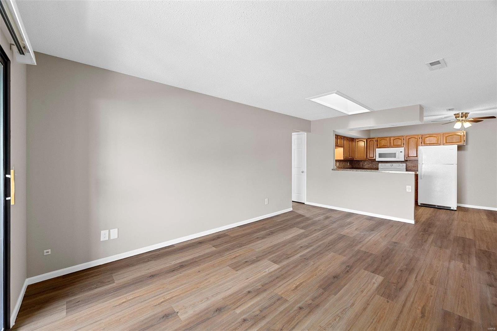 Summergate Garden Condos - Residential