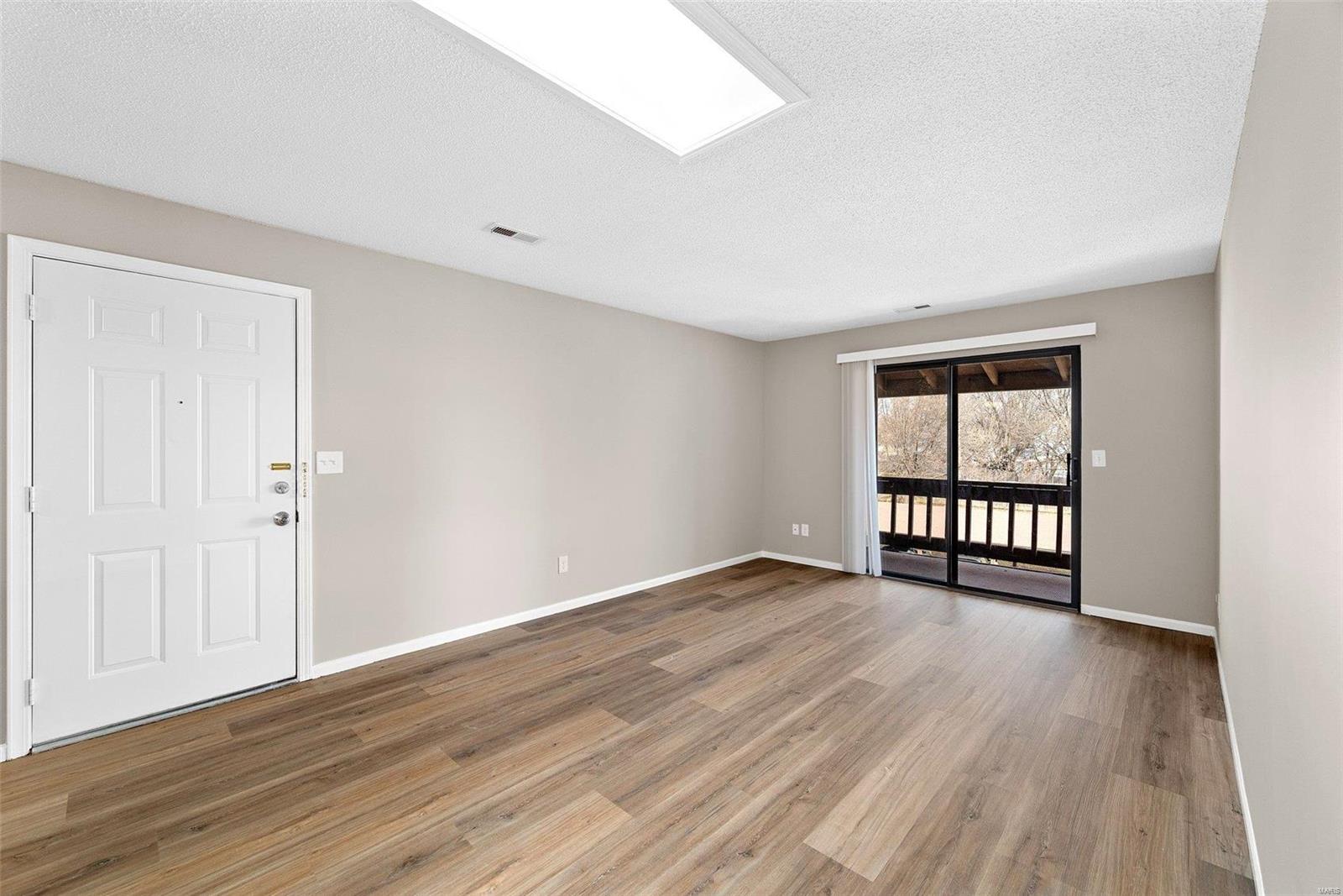 Summergate Garden Condos - Residential