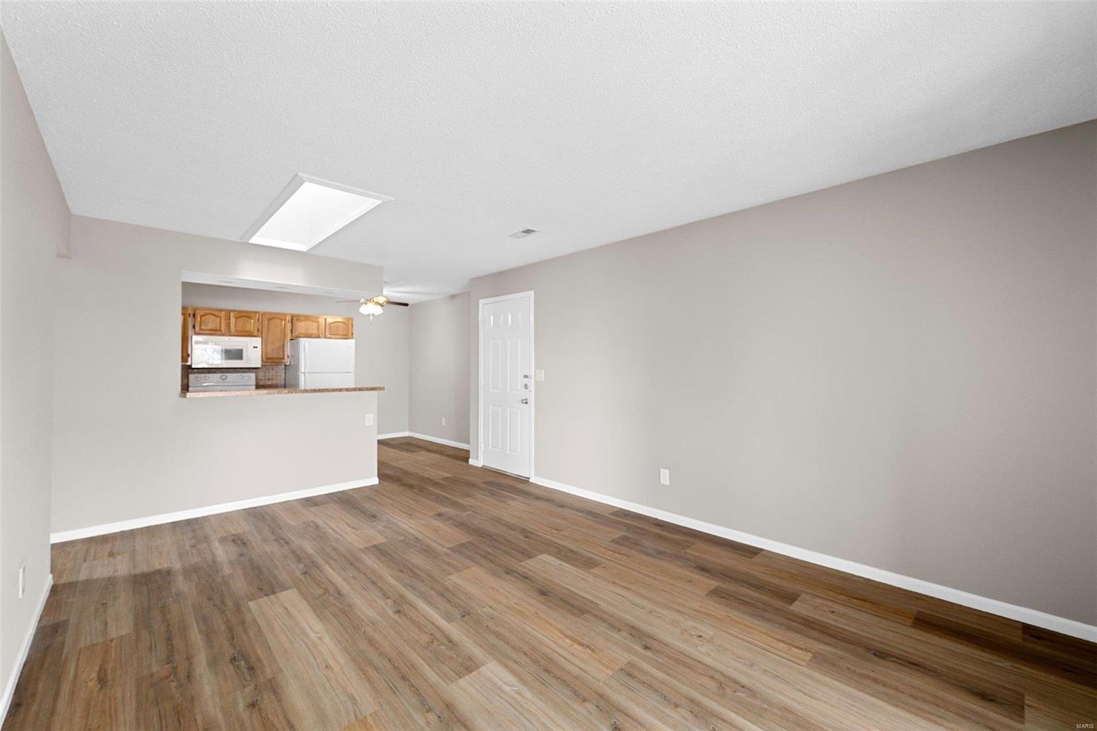 Summergate Garden Condos - Residential