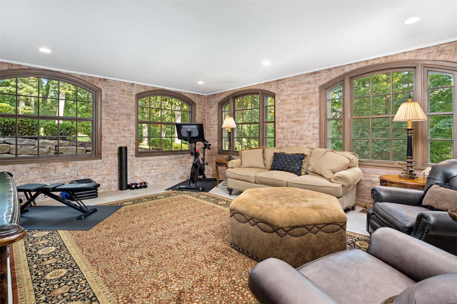 Oakleigh - Residential