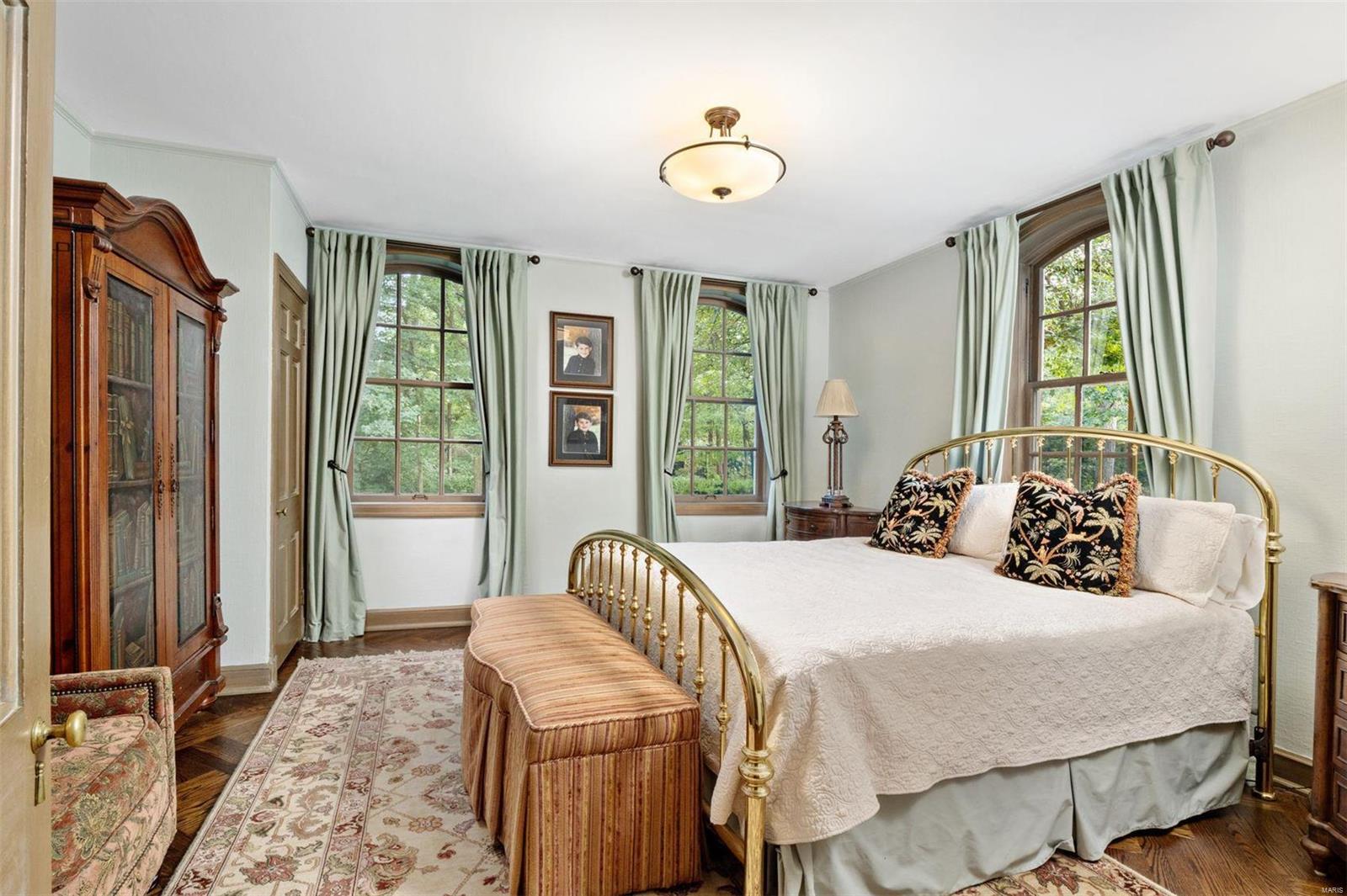 Oakleigh - Residential