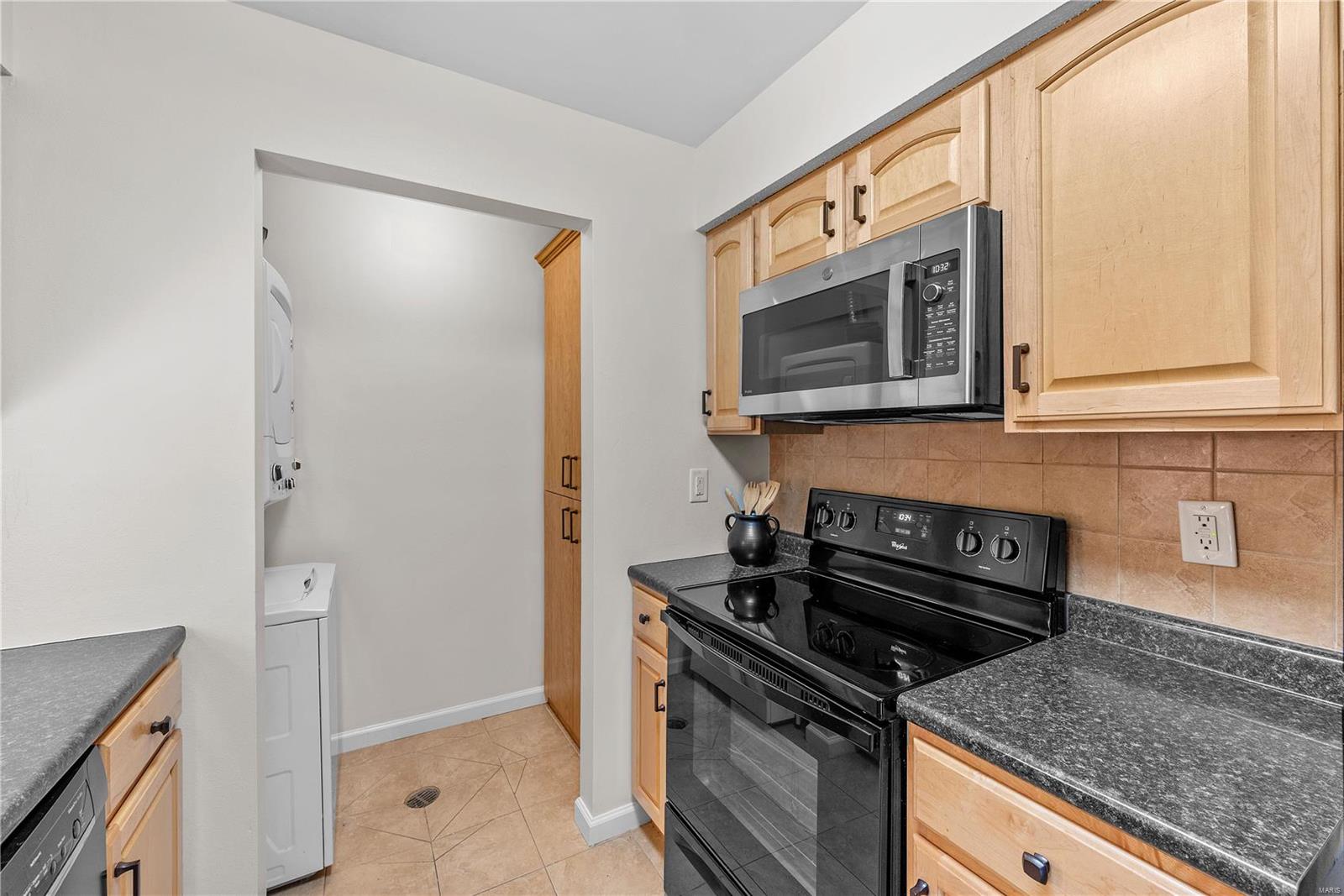 Spring Glen Condo - Residential