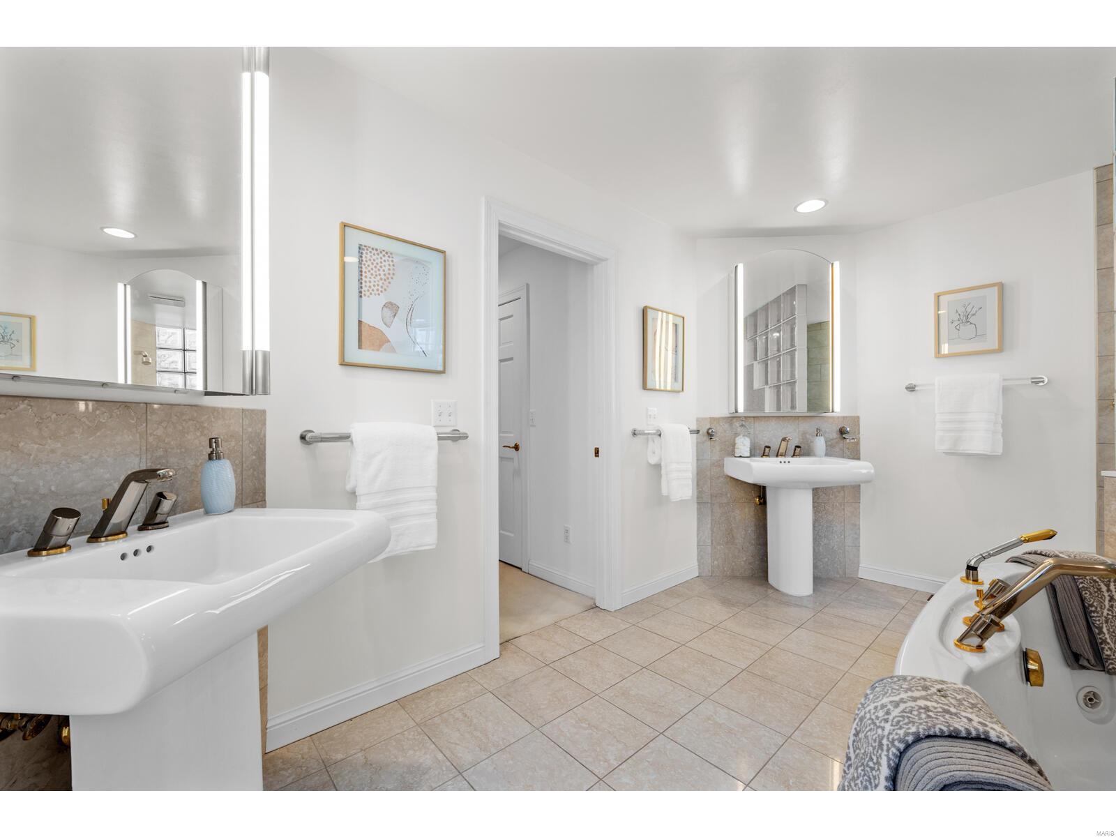 Walinca Walk Lts 2 3 5 & 6 & Country - Residential