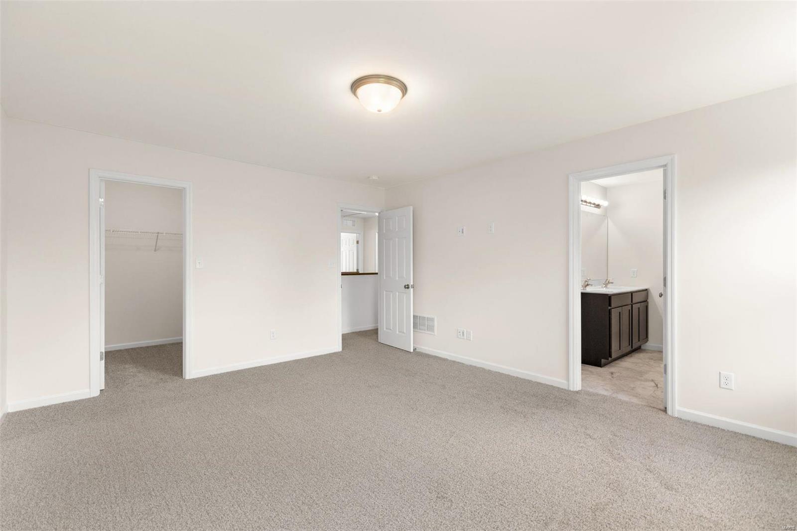 853 Woodbridge Way