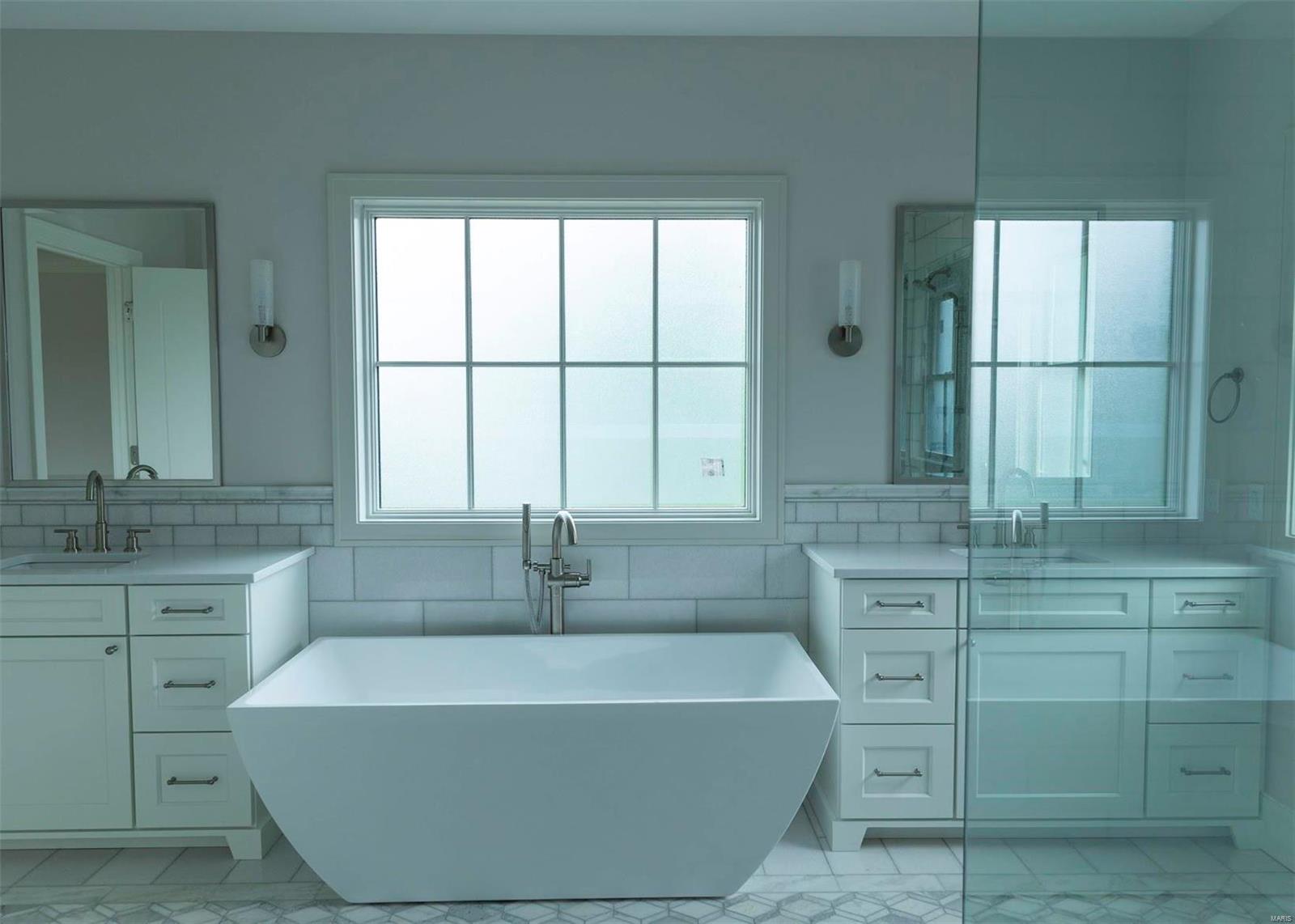 Hill N Dale - Residential