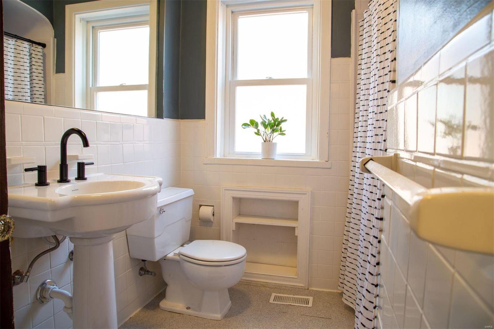 Woodland Court Add - Residential